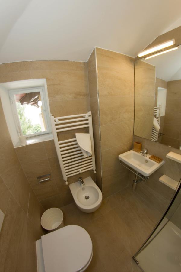 Residence Villa Ombrosa Spotorno Ngoại thất bức ảnh